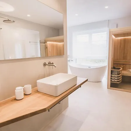 Steillage - Design Moselsuiten Mit Panoramablick Und Apartment Brauneberg
