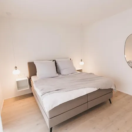 Steillage - Design Moselsuiten Mit Panoramablick Und