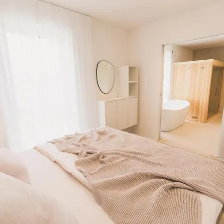 Steillage - Design Moselsuiten Mit Panoramablick Und Brauneberg