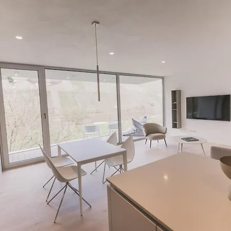 Apartment Steillage - Design Moselsuiten Mit Panoramablick Und Brauneberg