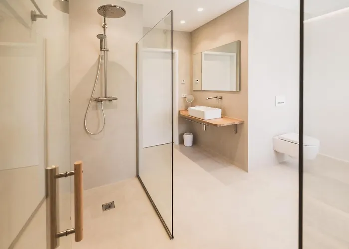 Steillage - Design Moselsuiten Mit Panoramablick Und 브라운버그