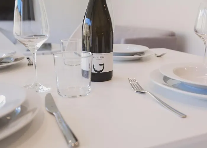 Steillage - Design Moselsuiten Mit Panoramablick Und 아파트