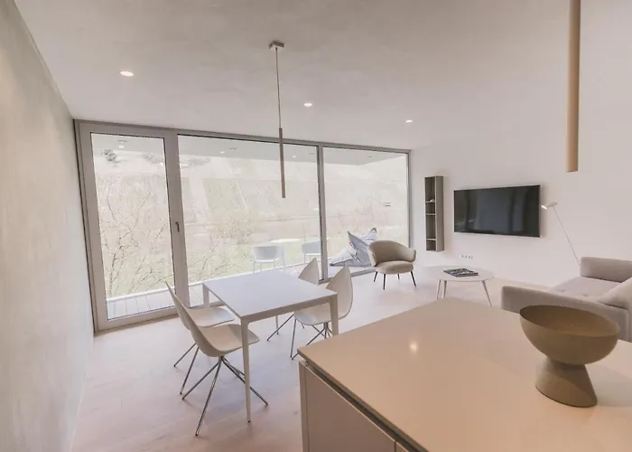 아파트 Steillage - Design Moselsuiten Mit Panoramablick Und 브라운버그